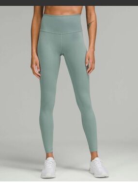 Lululemon wunder train high rise 28”